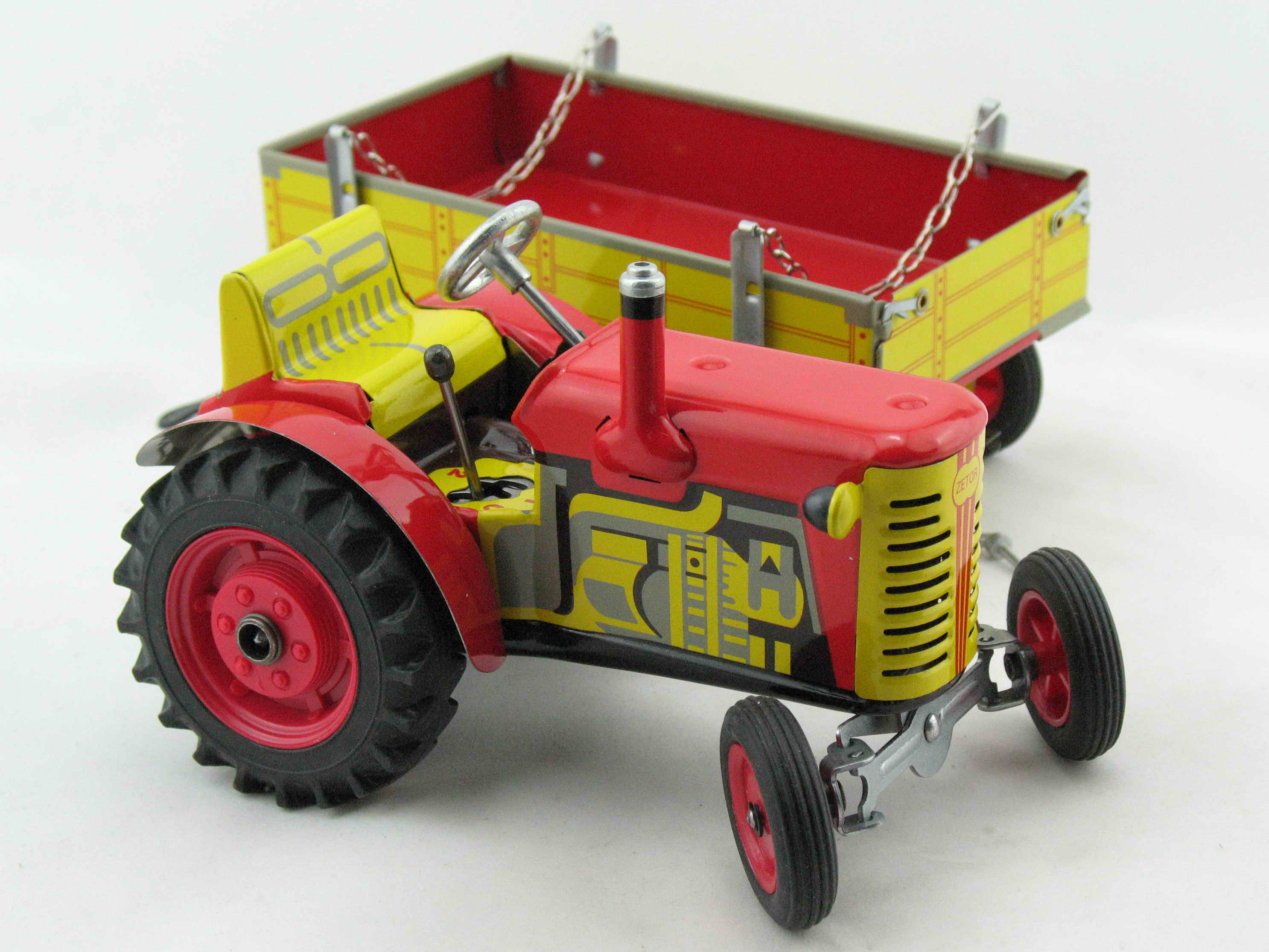Traktor ZETOR mit Anhänger, rot von KOVAP - Blechspielzeug