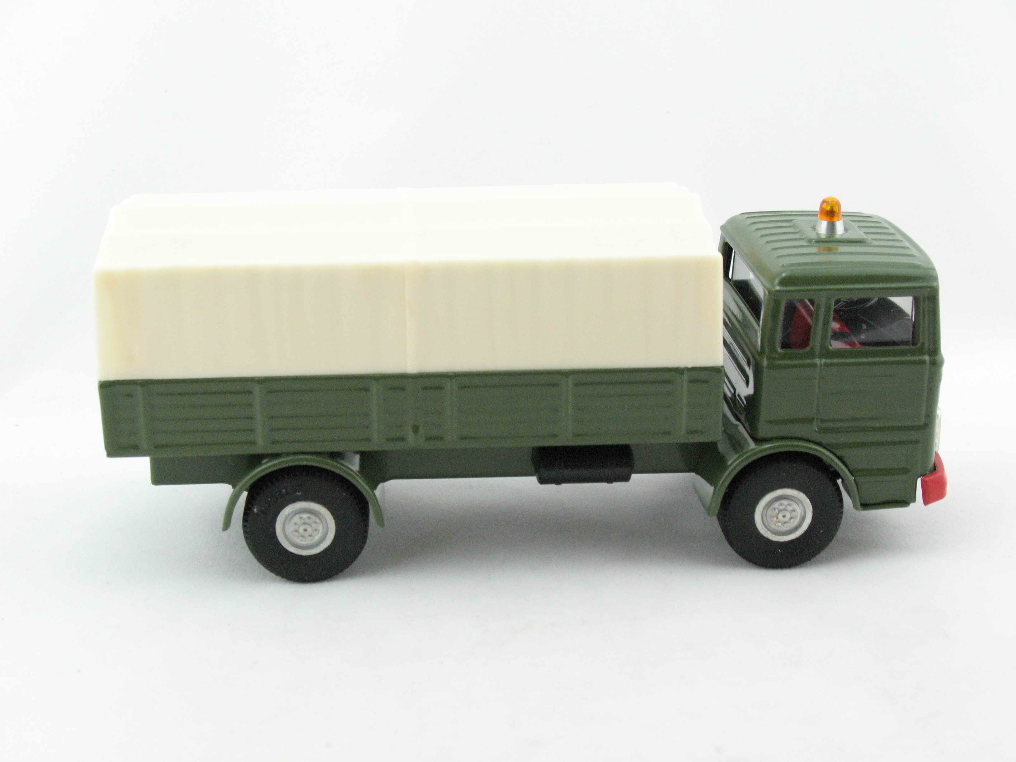 Mercedes LKW Militär Pritsche von KOVAP - Blechspielzeug