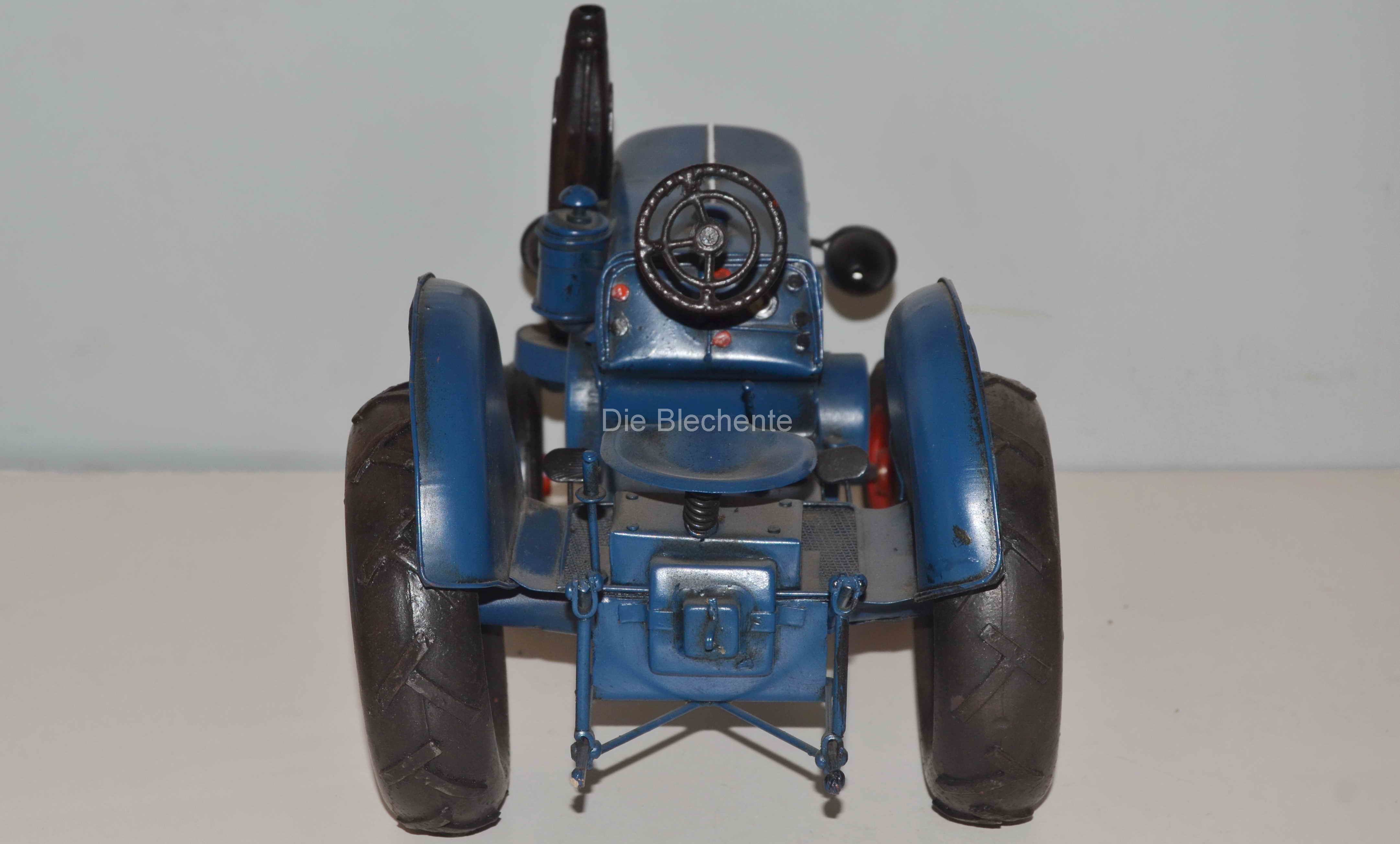 Blechmodell - Traktor, Schlepper Lanz 1957 ca.31 cm