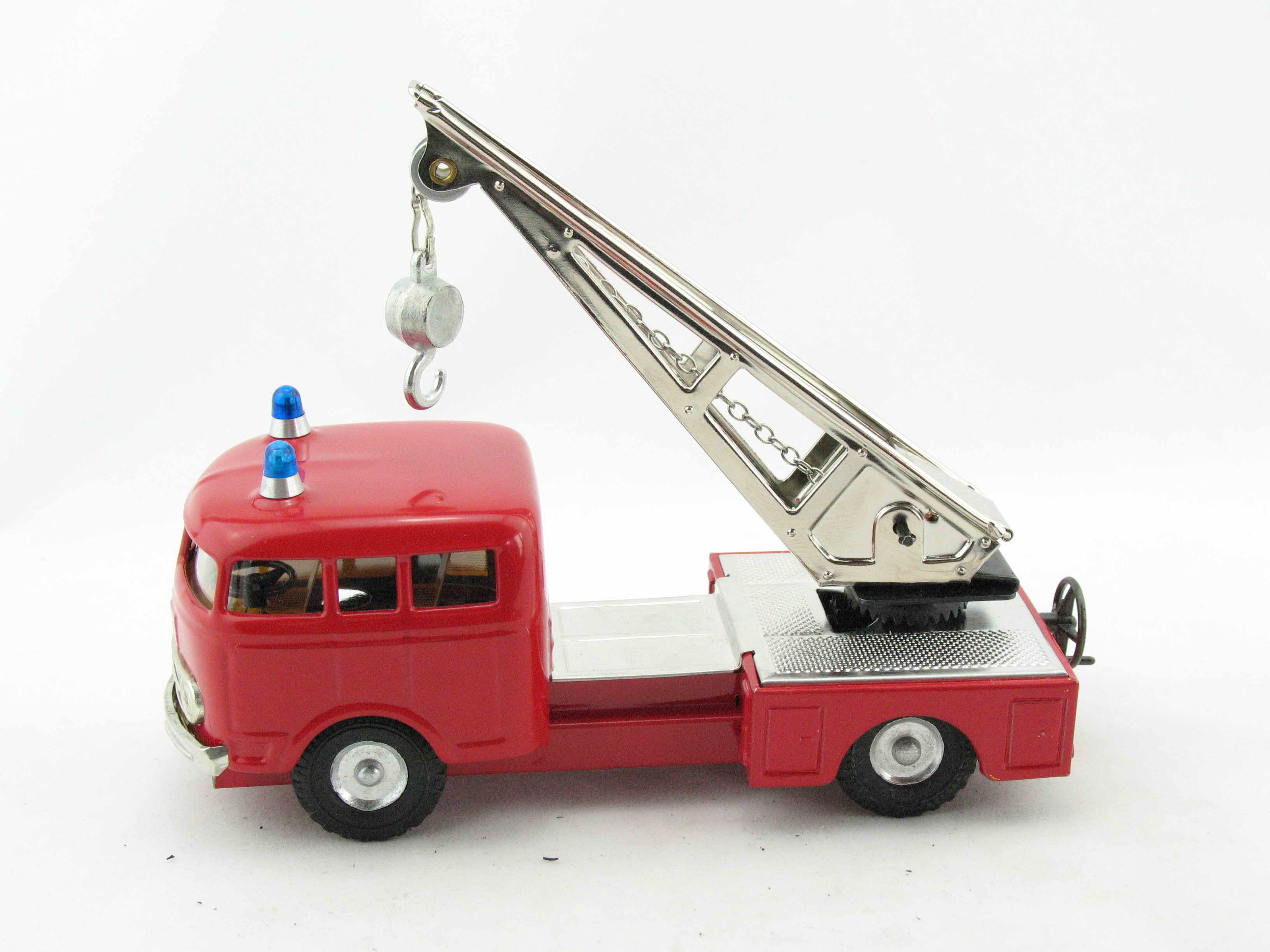 Mercedes MB335 LKW Feuerwehr Kranwagen von KOVAP - Blechspielzeug