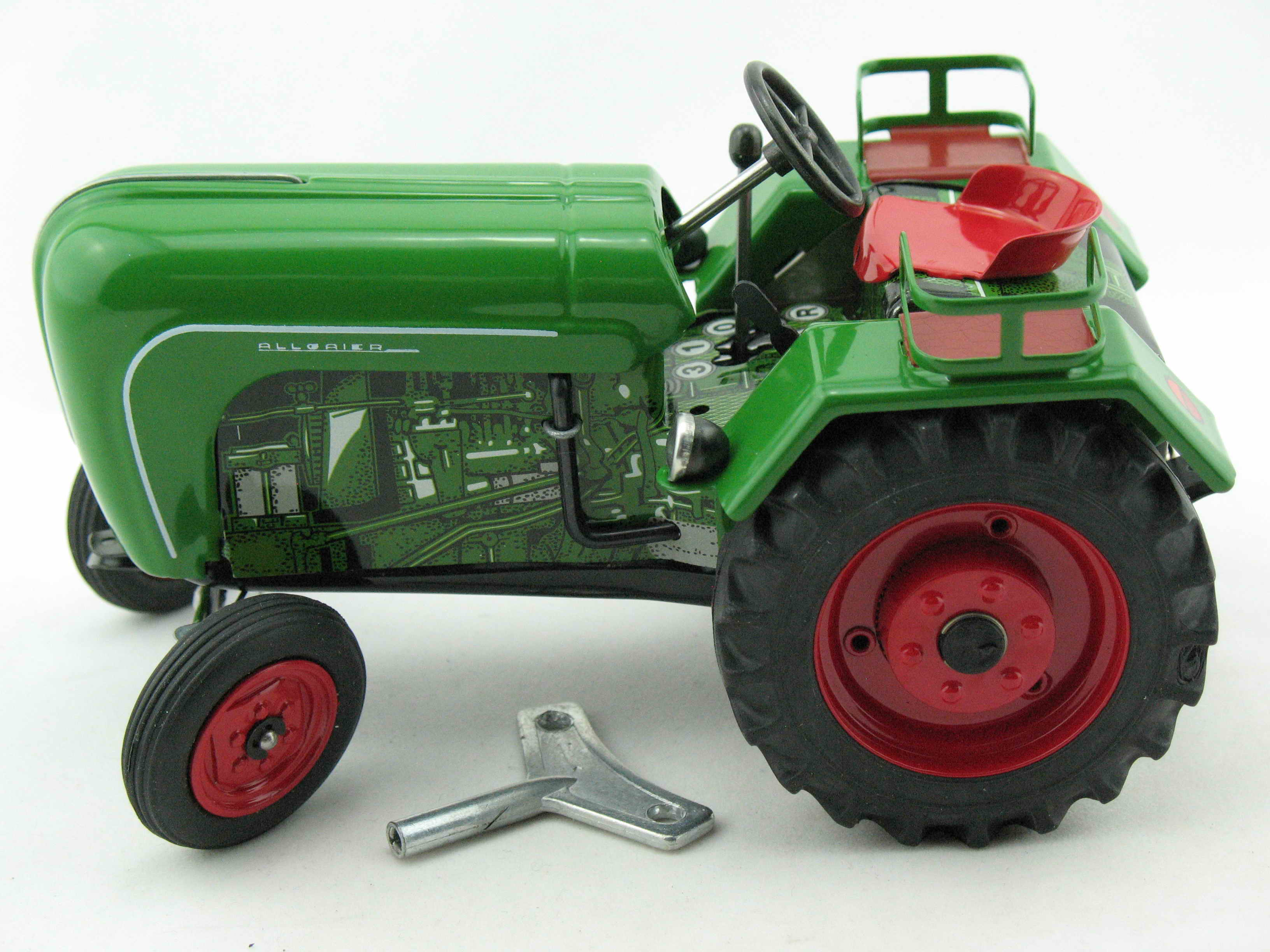 Traktor ALLGAIER AP16 von KOVAP - Blechspielzeug
